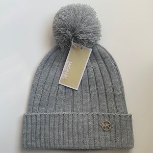 NWT Michael Kors Pom-pom Knit Beanie / Gray
